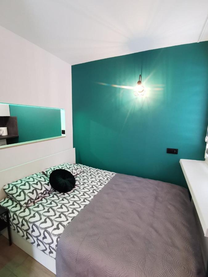 Apartament Lägenhet Częstochowa Exteriör bild