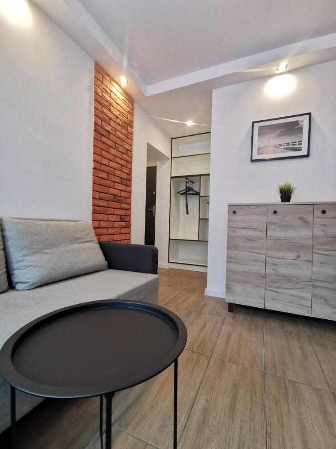 Apartament Lägenhet Częstochowa Exteriör bild